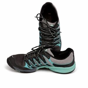 Merrell Women’s Trail / Hiking Shoes – Black & Teal – Size 6